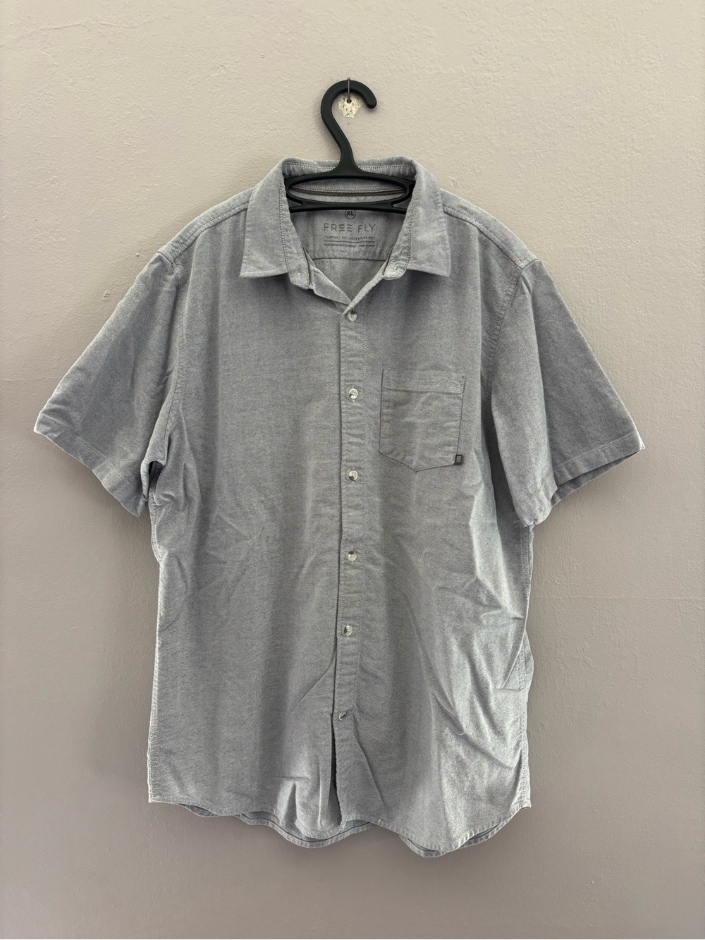 Free Fly Shirt Size XL